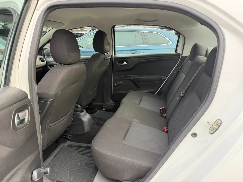 Citroen C-Elysee 1.2i ПЪРВИ СОБСТВЕНИК 175560КМ, снимка 12 - Автомобили и джипове - 53089885