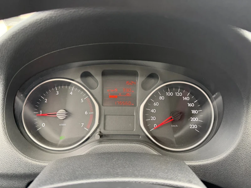 Citroen C-Elysee 1.2i ПЪРВИ СОБСТВЕНИК 175560КМ, снимка 13 - Автомобили и джипове - 53089885