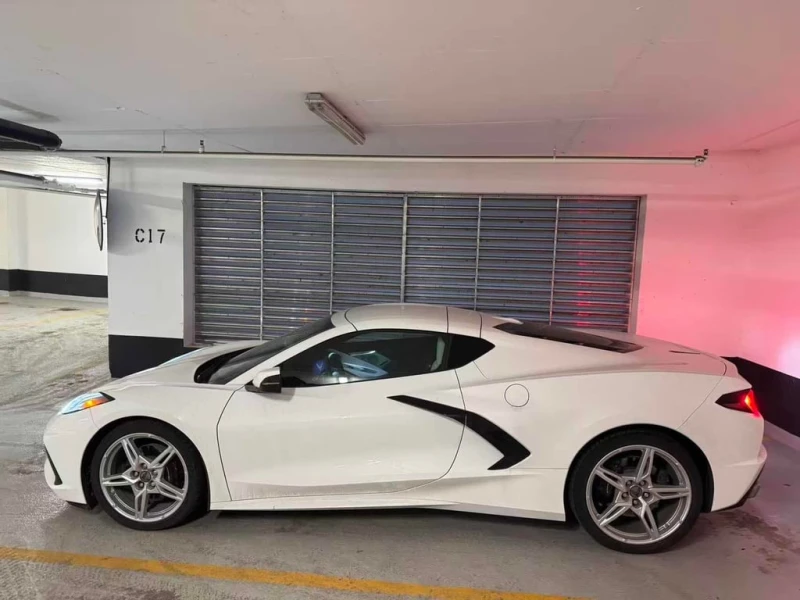 Chevrolet Corvette * 2LT * CARFAX * БЕЗ ПЪРВОНАЧАЛНА ВНОСКА, снимка 2 - Автомобили и джипове - 53114584