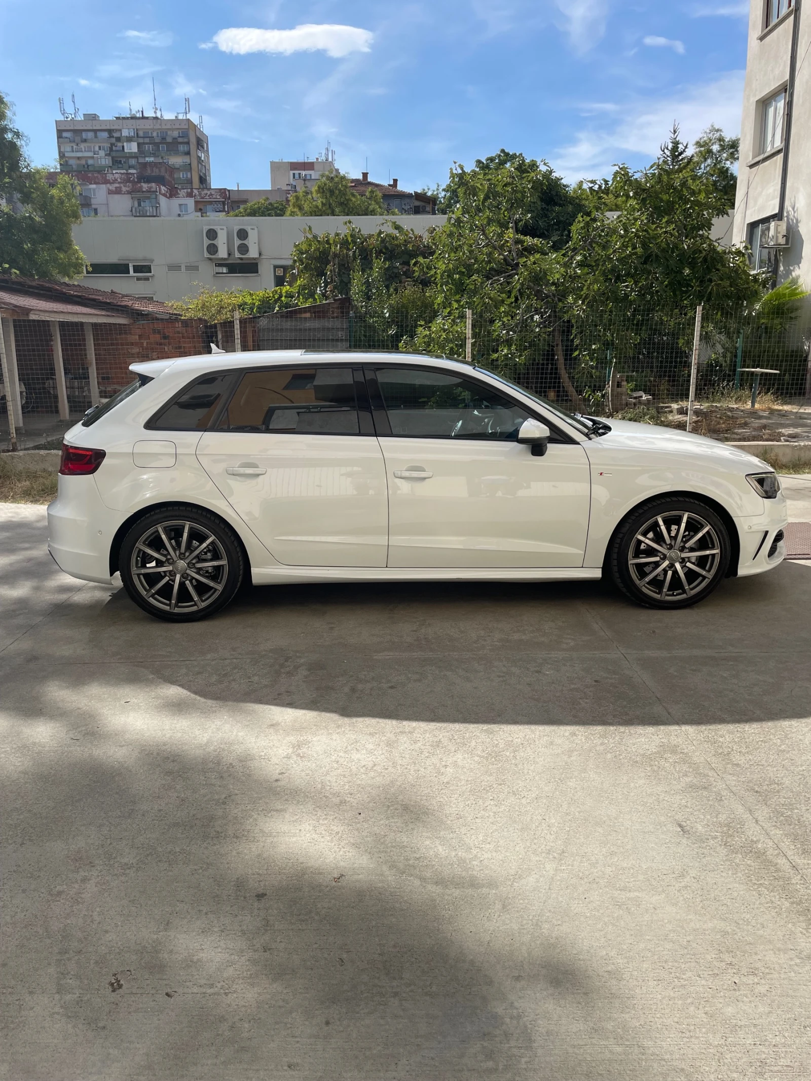 Audi A3 2.0 TDI S-LINE QUATTRO - изображение 8