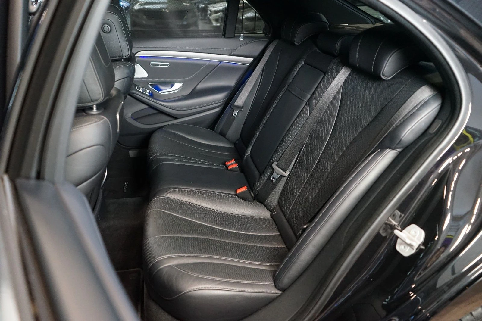 Mercedes-Benz S 350 4M/286HP/AMG/HUD/AUX.HEAT/PANO/385v | Mobile.bg   13