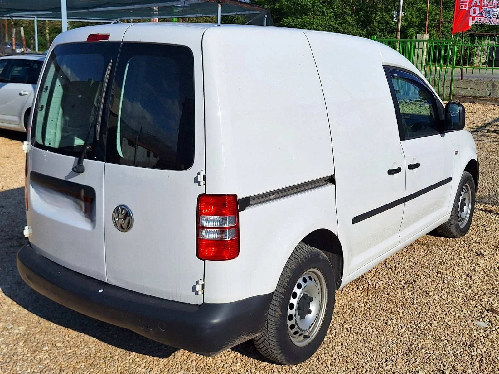 VW Caddy  - изображение 4