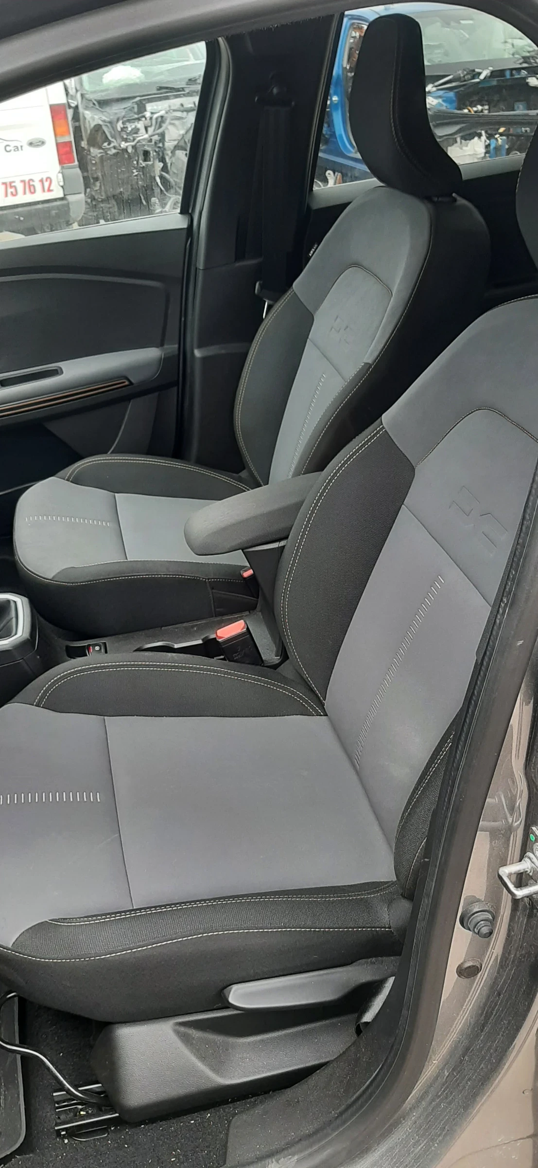 Dacia Jogger 1.0i - изображение 6