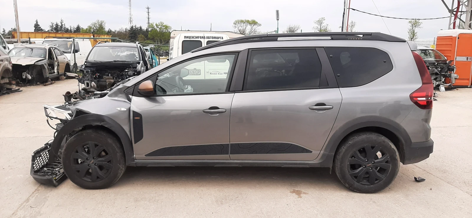 Dacia Jogger 1.0i - изображение 2