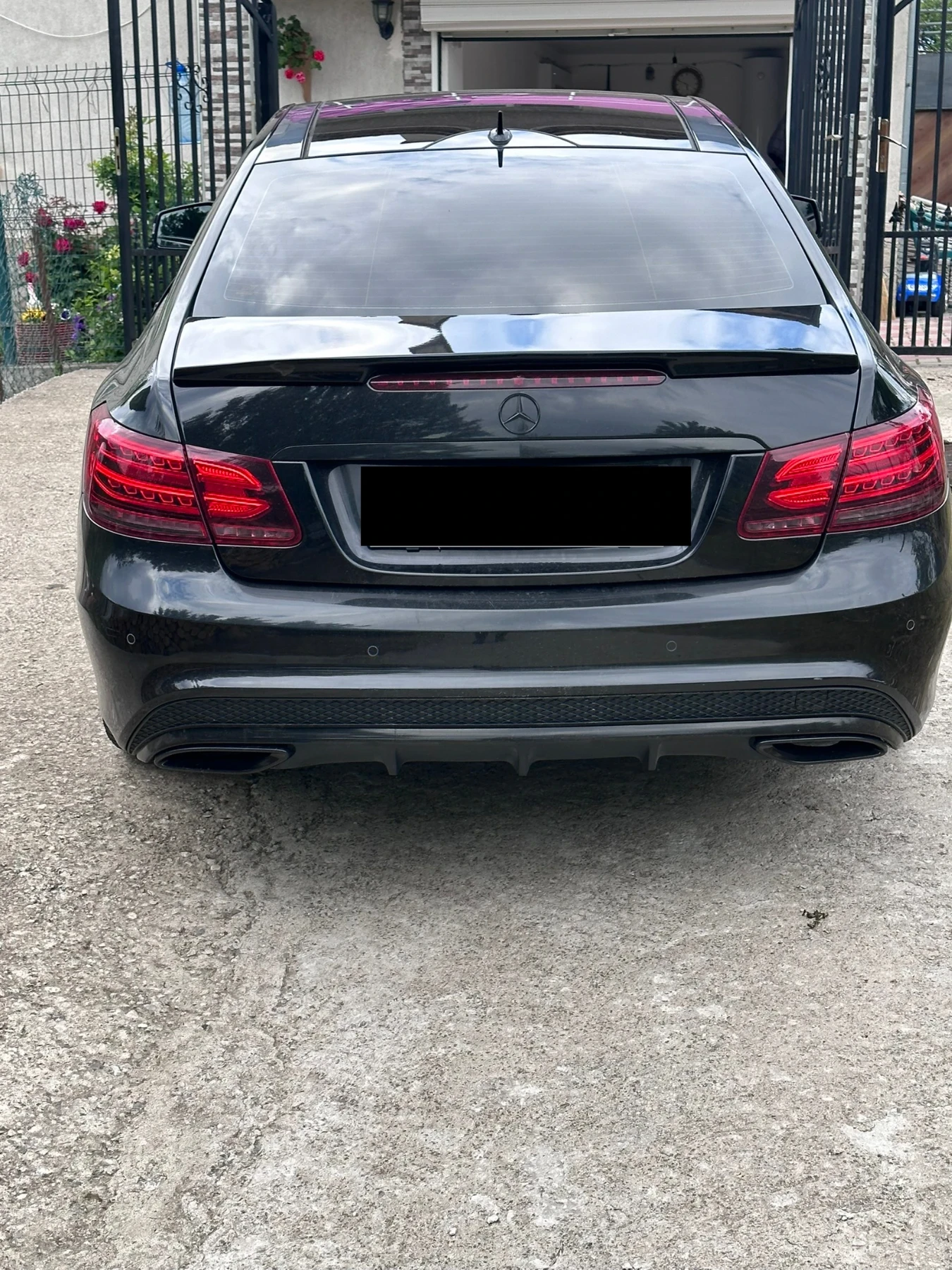 Mercedes-Benz E 220  - изображение 2