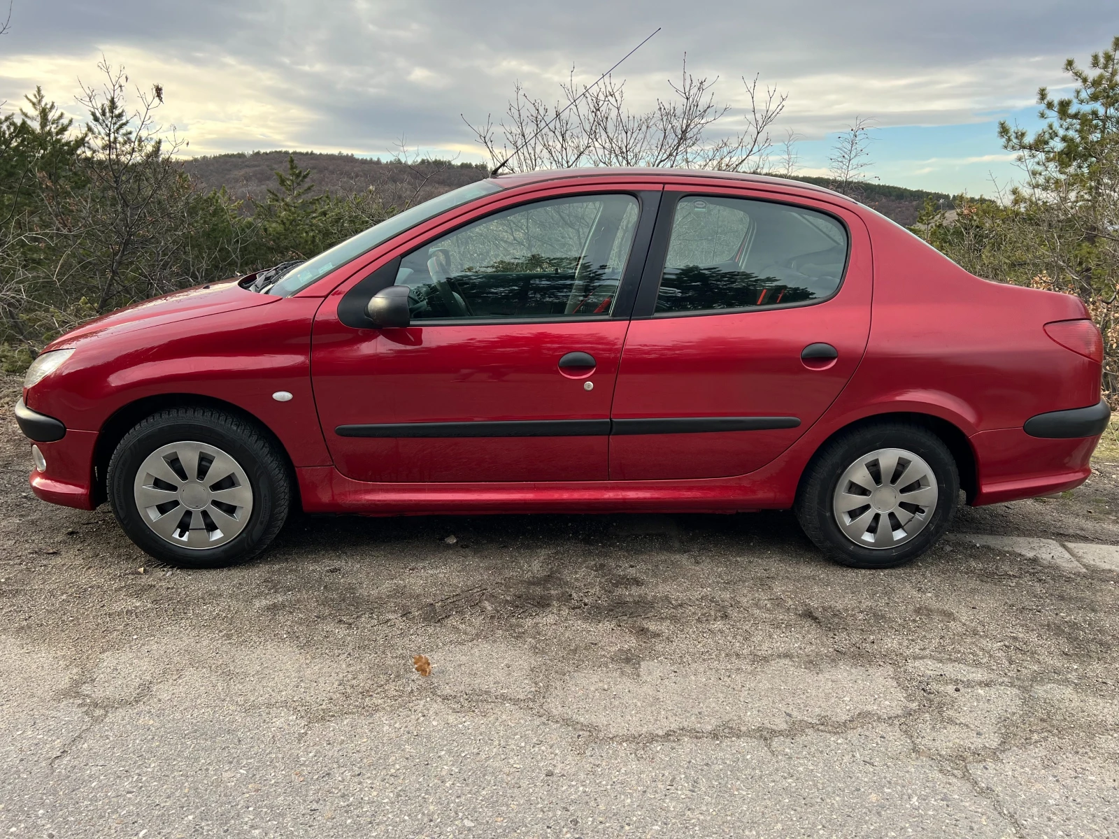 Peugeot 206 седан, газ, БОНУС - изображение 3