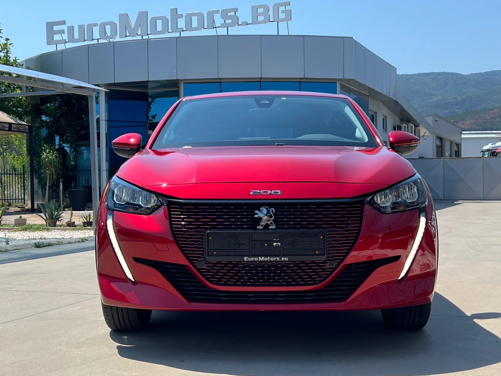 Peugeot 208 e, ALLURE PACK, FULL SERVICE IN PEUGEOT-KATO HOB!! - изображение 2