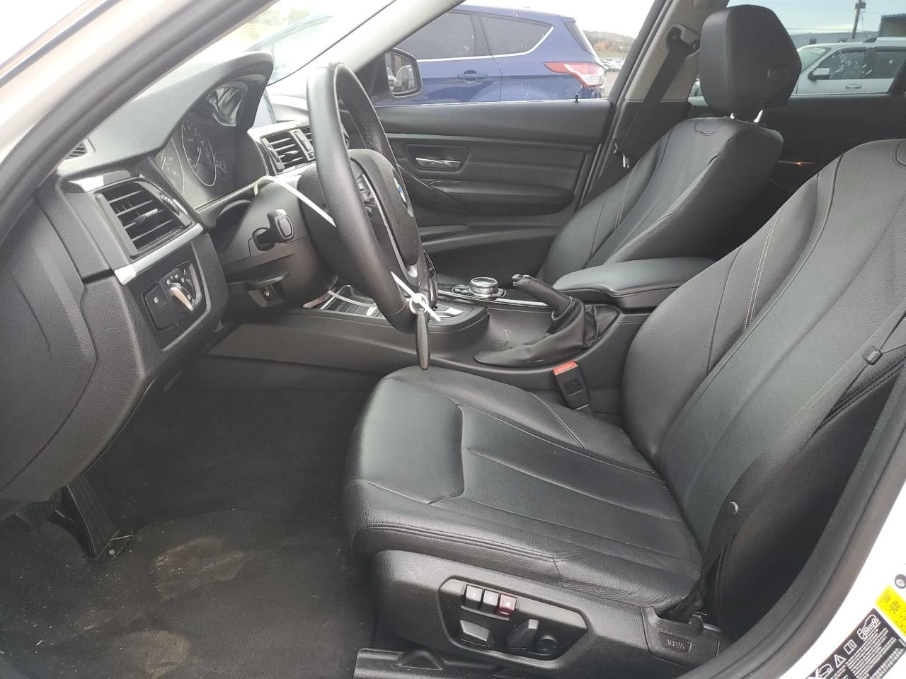 BMW 335 XI Keyless* Памет* Navi* Подгрев*  - изображение 7