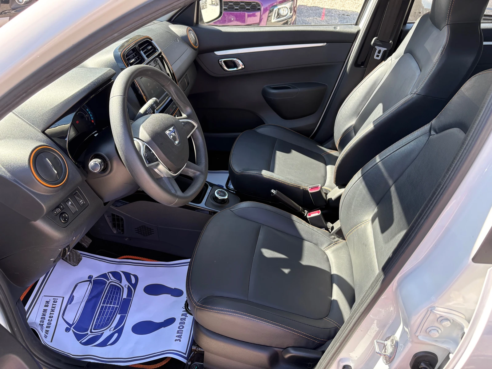 Dacia Spring Всички екстри, снимка 9 - Автомобили и джипове - 53813287