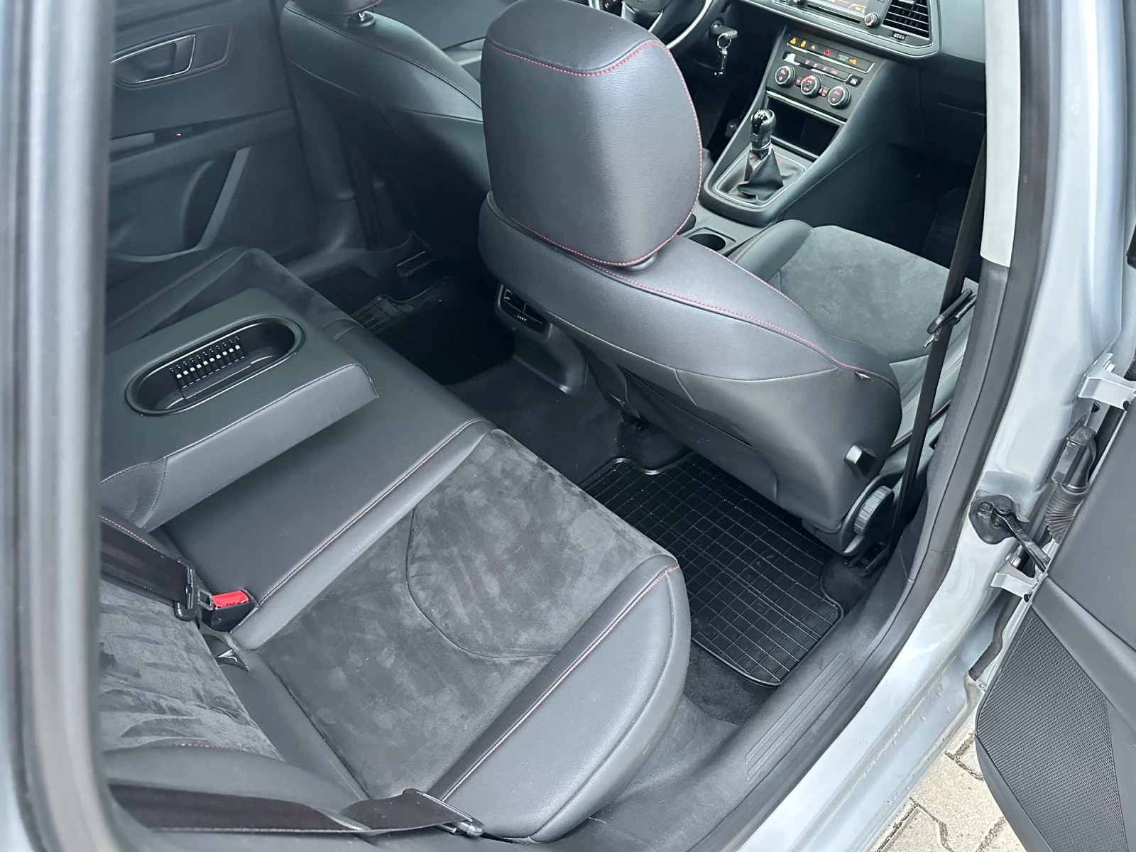 Seat Leon Fr-Matrix-Distronic-Line Assistant , снимка 11 - Автомобили и джипове - 54020897