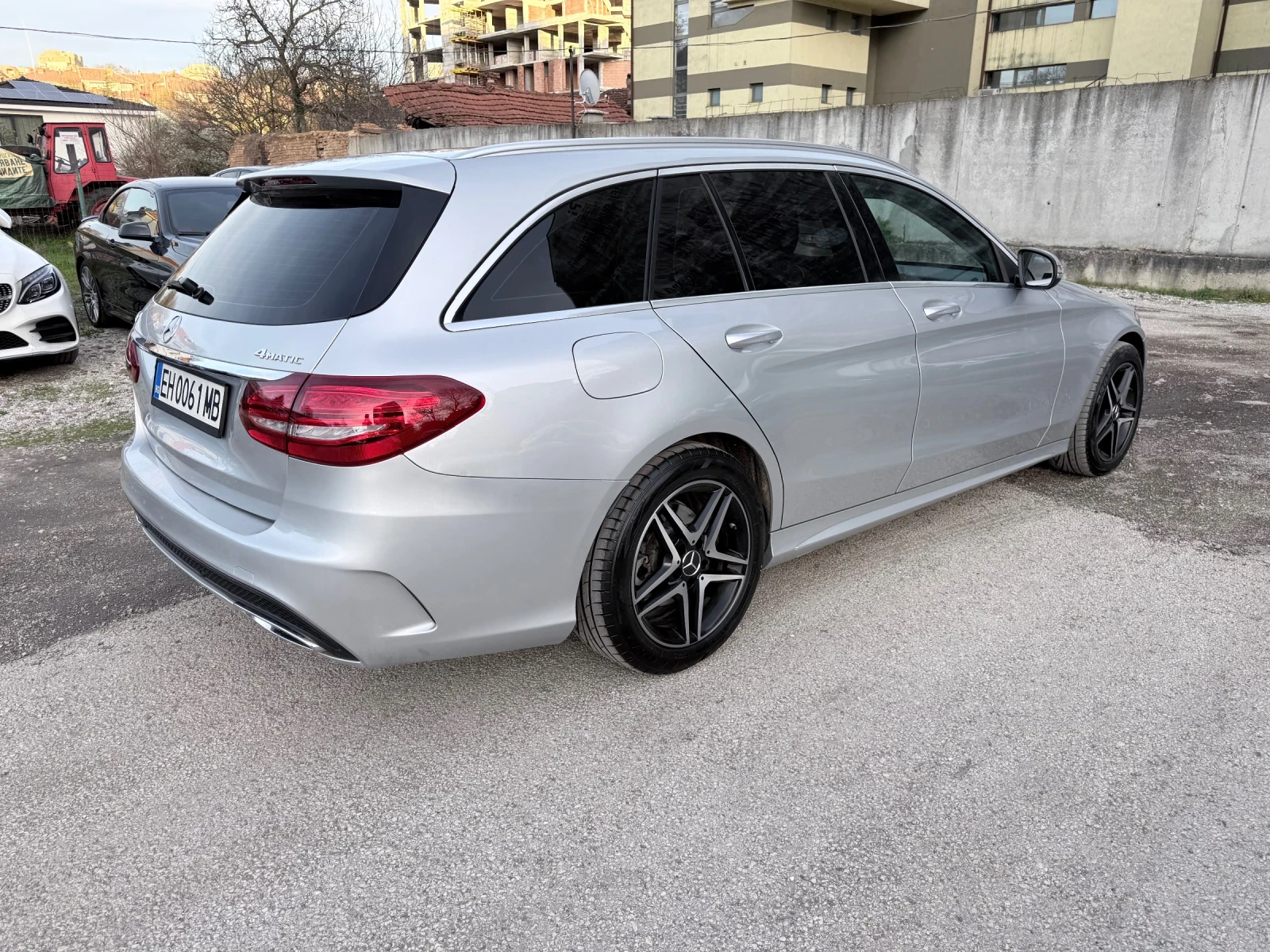 Mercedes-Benz C 220 4-matik , снимка 5 - Автомобили и джипове - 54115953