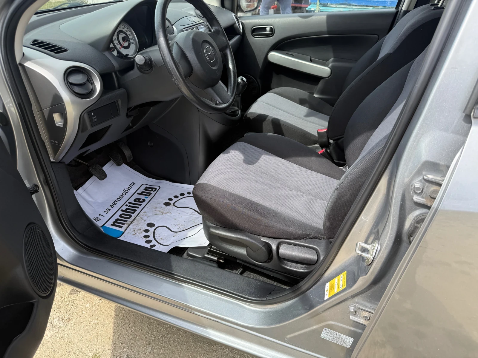 Mazda 2 1.3 ������ 90 ���. �� | Mobile.bg � ����������� 11