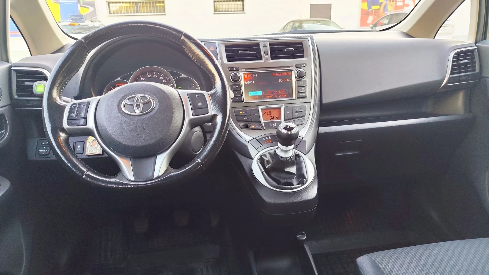 Toyota Verso S Full * Panorama * Keyless Go *  | Mobile.bg � ����������� 6