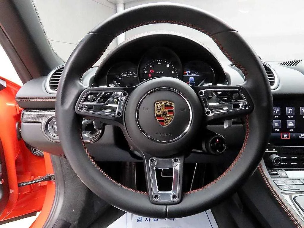 Porsche Boxster ПОДГРЕВ| ОБДУХ| КАМЕРИ| ОПЦИЯ ЗА ЛИЗИНГ, снимка 8 - Автомобили и джипове - 54510266