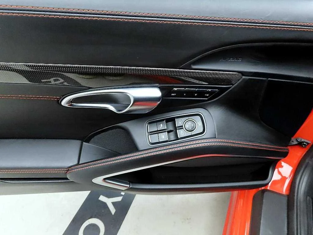 Porsche Boxster ПОДГРЕВ| ОБДУХ| КАМЕРИ| ОПЦИЯ ЗА ЛИЗИНГ, снимка 5 - Автомобили и джипове - 54510266