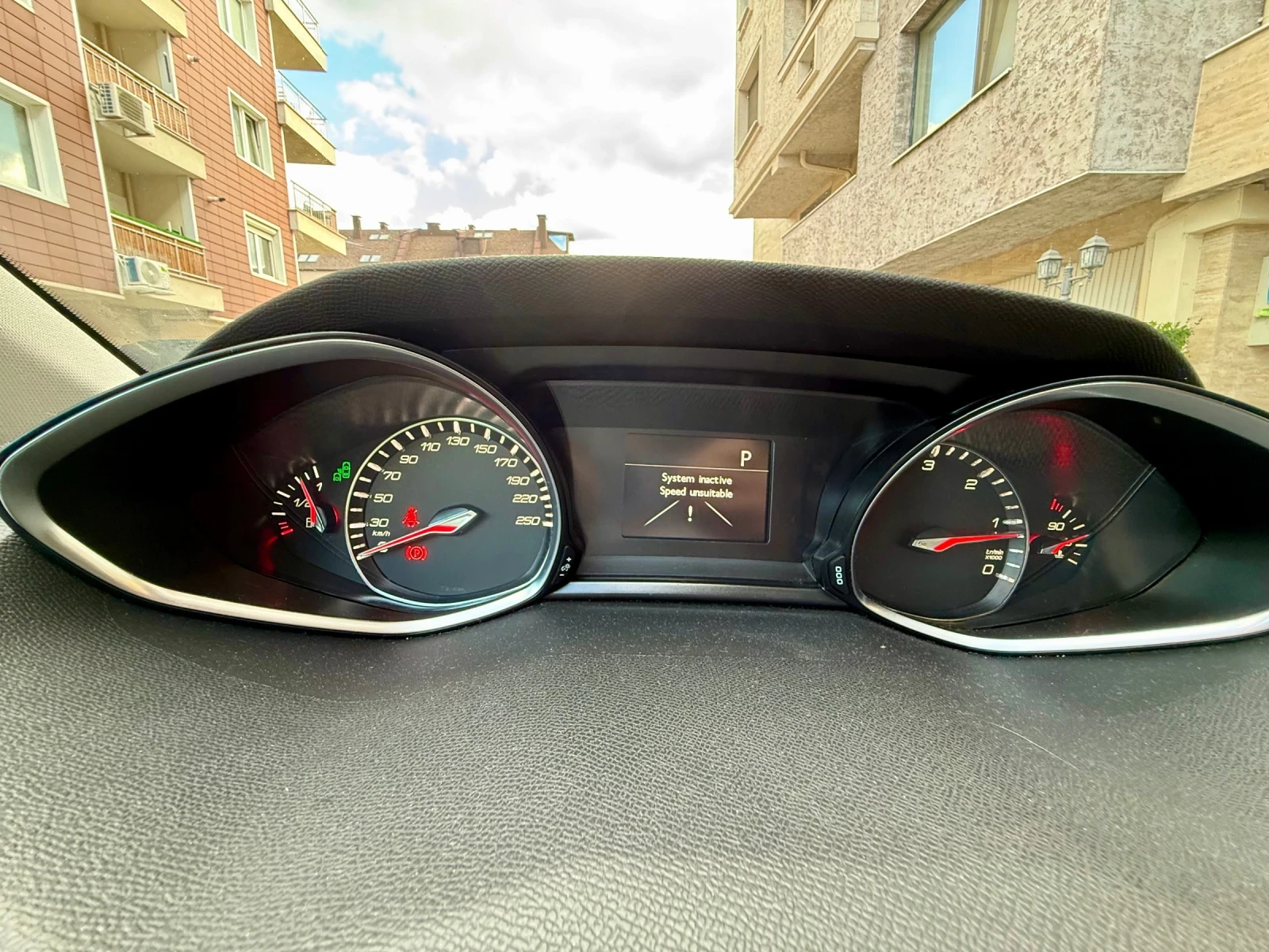 Peugeot 308 SW, снимка 12 - Автомобили и джипове - 54728936