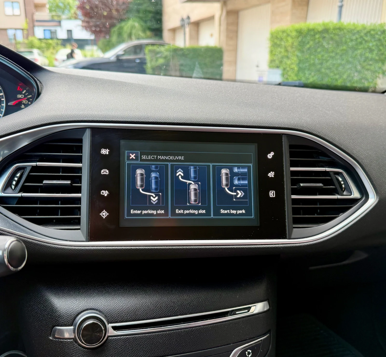 Peugeot 308 SW, снимка 14 - Автомобили и джипове - 54728936