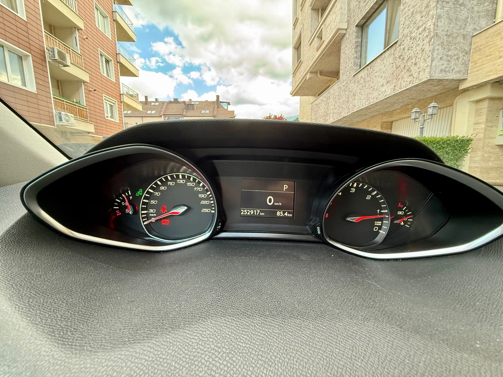 Peugeot 308 SW, снимка 10 - Автомобили и джипове - 54728936