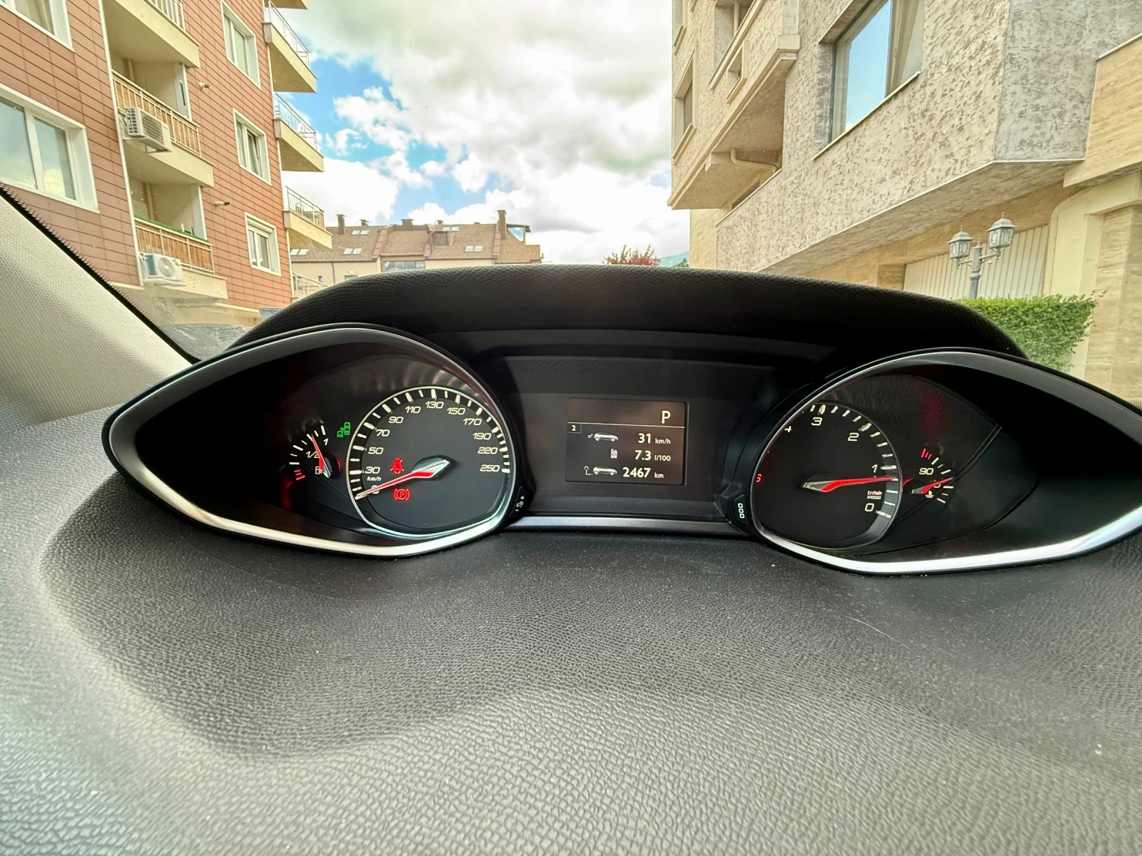 Peugeot 308 SW, снимка 11 - Автомобили и джипове - 54728936
