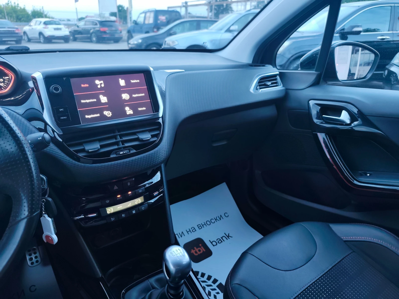 Peugeot 2008 1.6HDI GT line 73000км, снимка 12 - Автомобили и джипове - 55016646