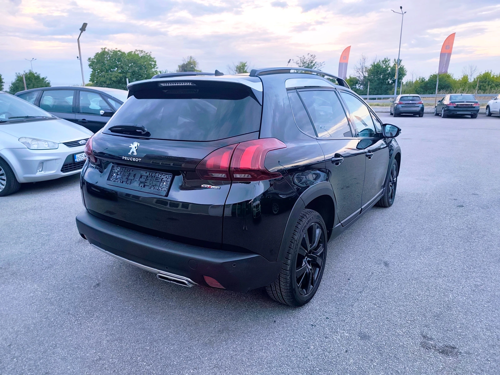 Peugeot 2008 1.6HDI GT line 73000км, снимка 2 - Автомобили и джипове - 55016646