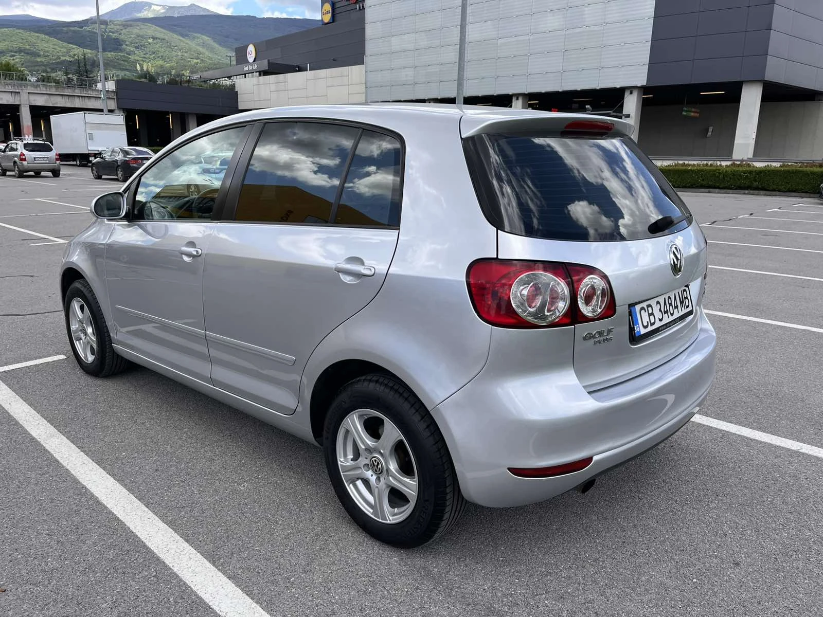 VW Golf Plus 1.6 TDI DSG, снимка 5 - Автомобили и джипове - 55076036