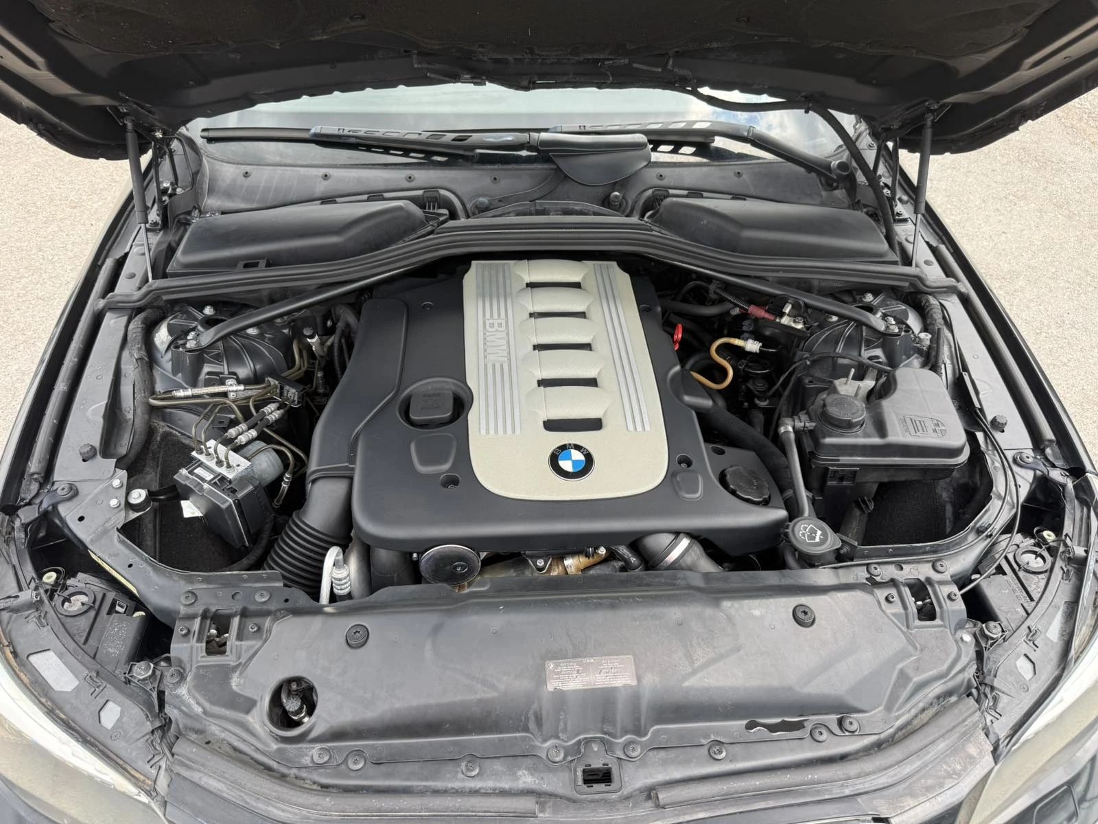 BMW 525 2.5D M-PACKET ПАНОРАМАКОЖА NAVI, снимка 17 - Автомобили и джипове - 55123014