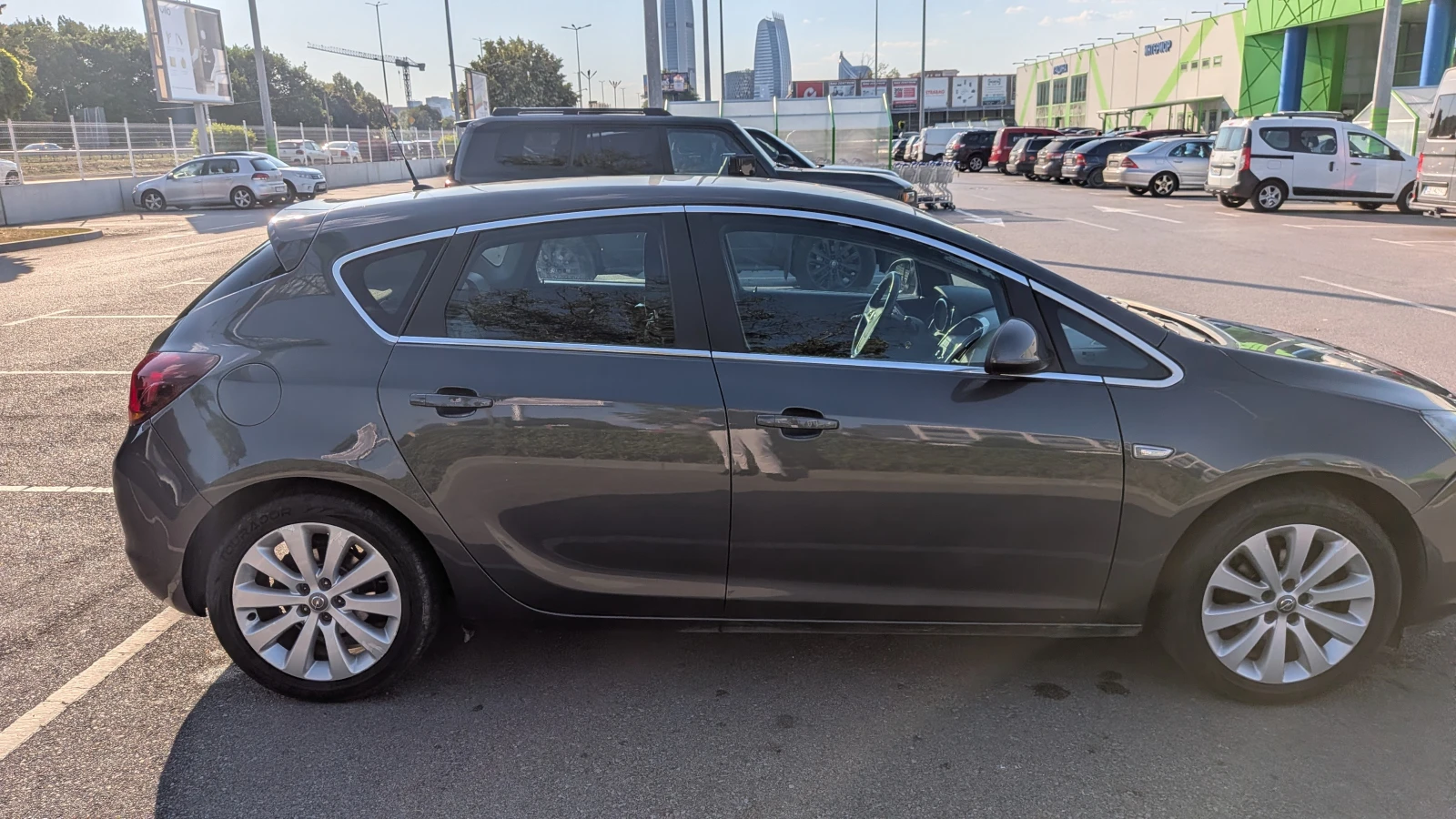 Opel Astra J 1.4 газ/бензин, снимка 8 - Автомобили и джипове - 55545271