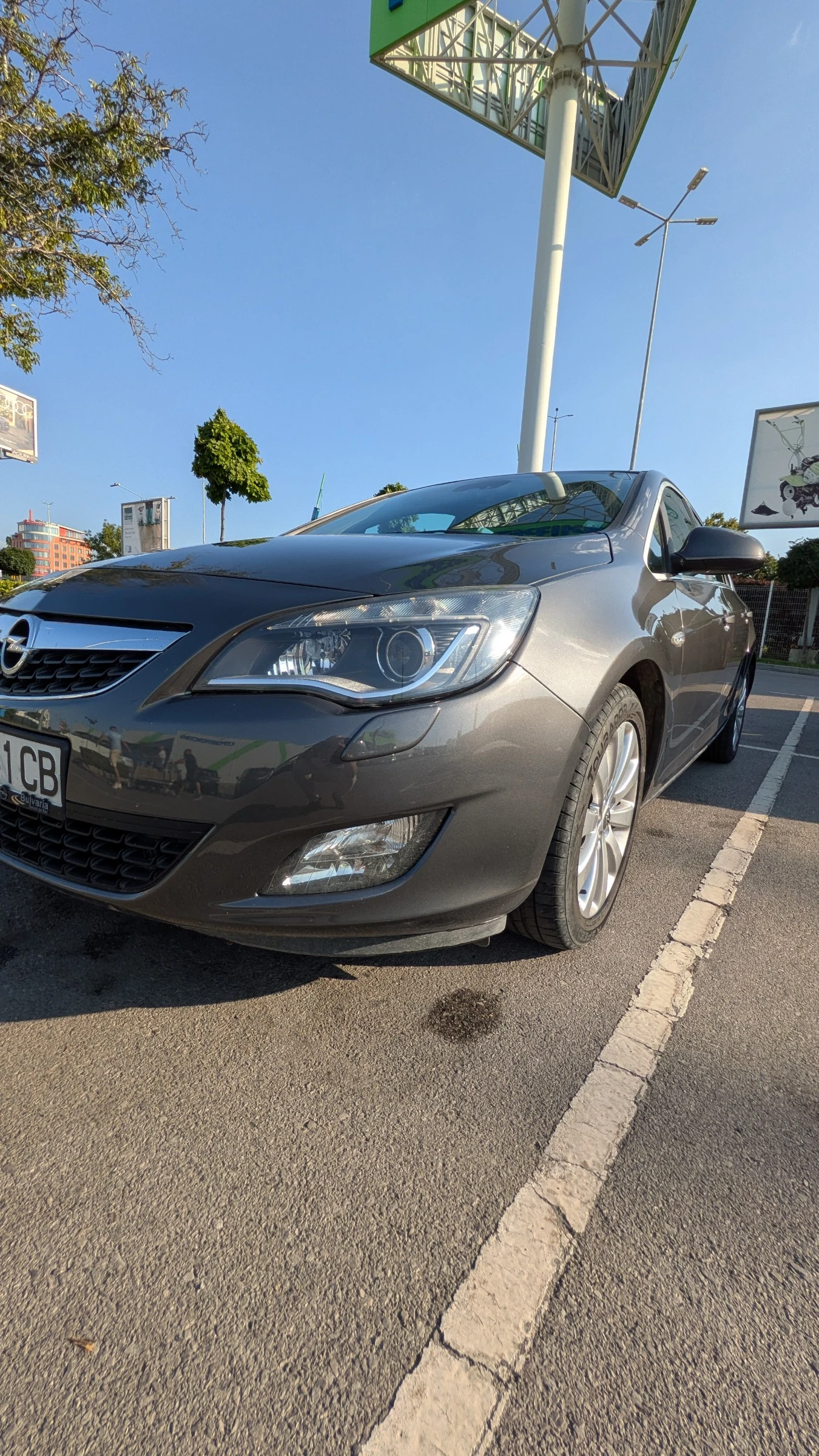 Opel Astra J 1.4 газ/бензин, снимка 17 - Автомобили и джипове - 55545271