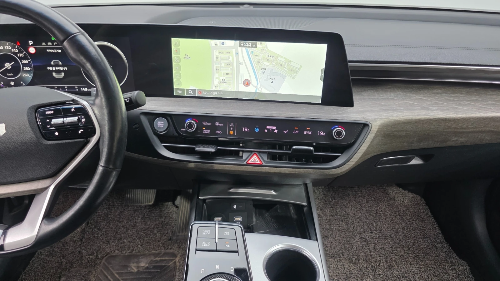 Kia K8 2.5 GDI Noblesse | 360  | Вентилирани седалки, снимка 13 - Автомобили и джипове - 55546511