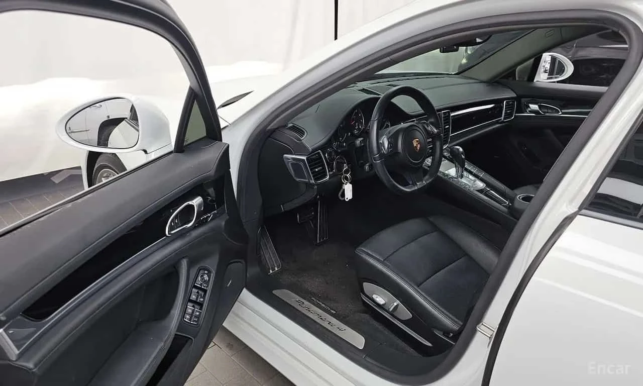 Porsche Panamera | АВТОКРЕДИТ БЕЗ ПЪРВОНАЧАЛНА ВНОСКА | , снимка 10 - Автомобили и джипове - 55558975