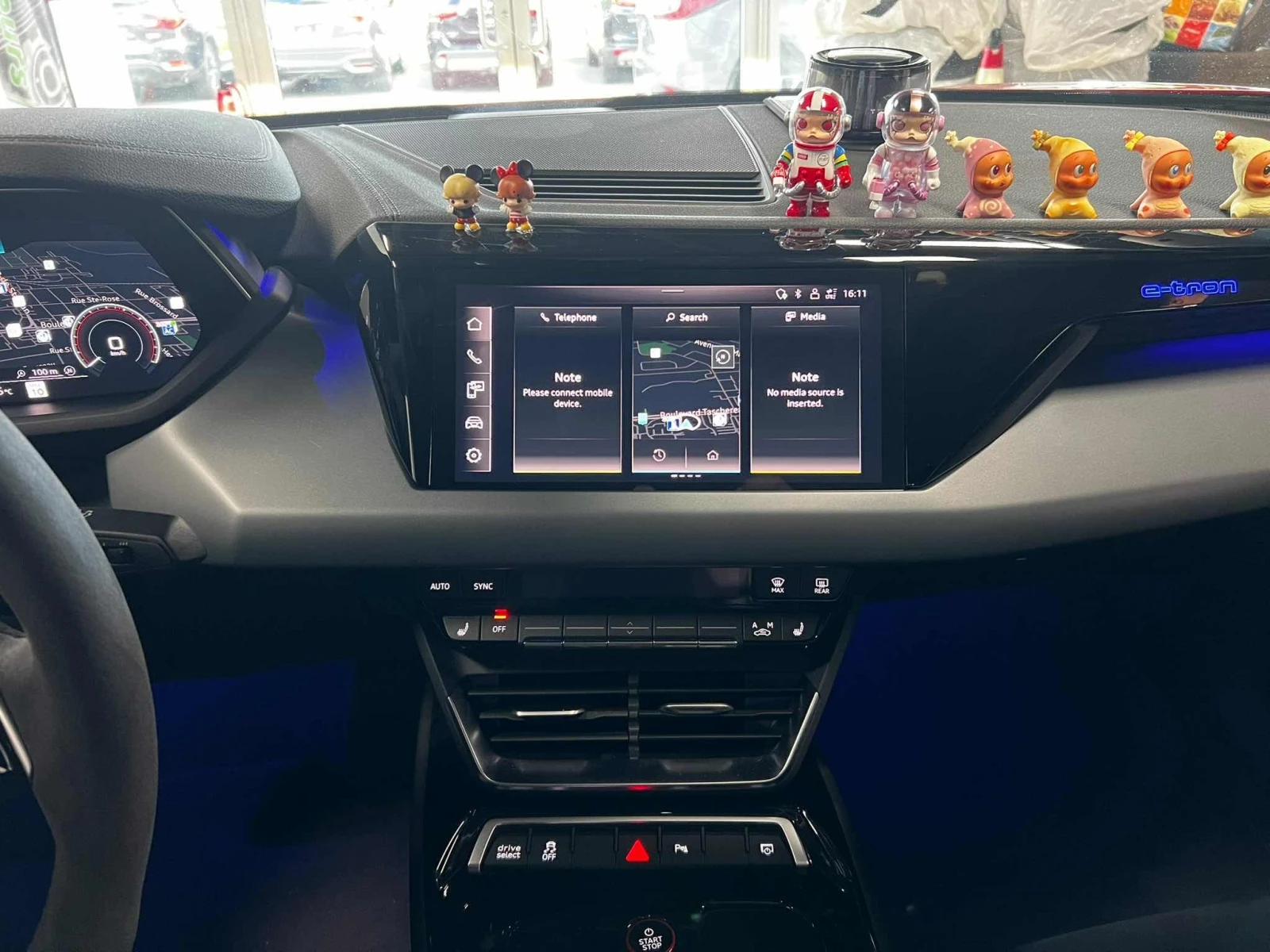 Audi E-Tron GT * quattro * CARFAX * ОПЦИЯ ЗА ФИНАНСИРАНЕ, снимка 9 - Автомобили и джипове - 56113065