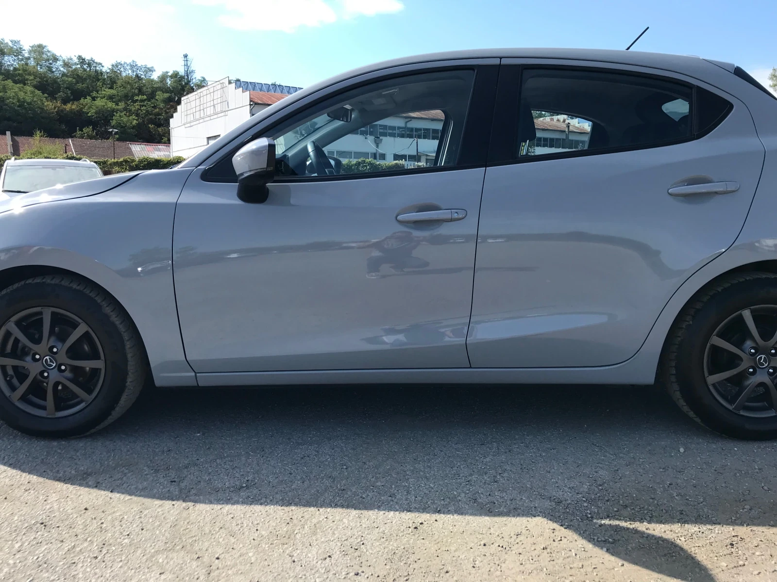Mazda 2 1.5I AVTOMAT , снимка 6 - Автомобили и джипове - 56201546