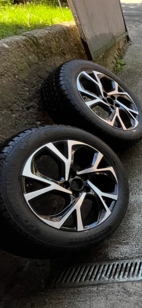 Toyota C-HR 1.8 hybrid , снимка 7