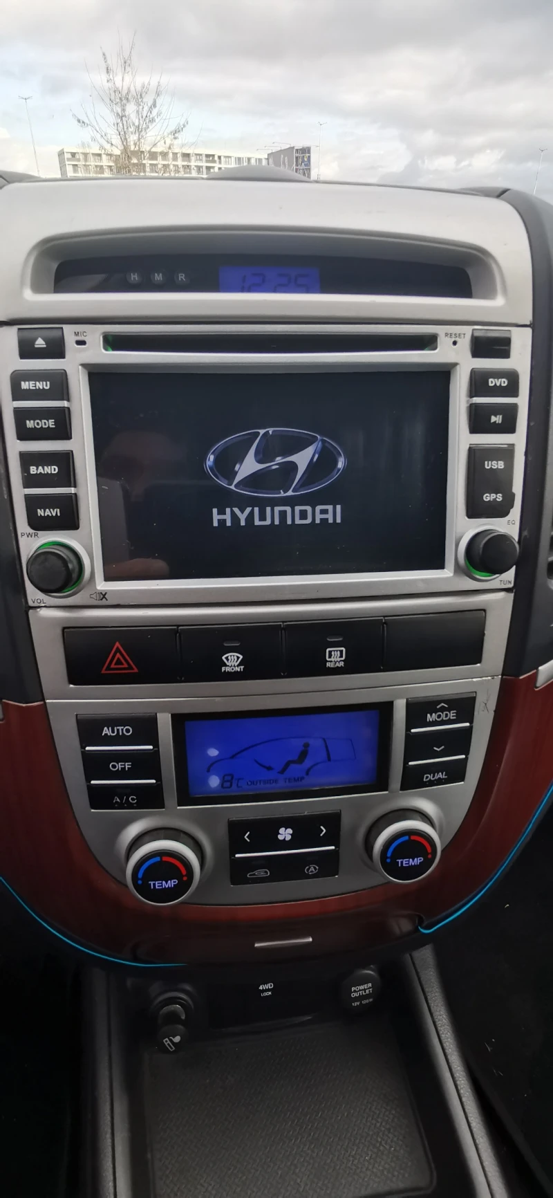 Hyundai Santa fe 2.2- 150 к.с.4х4, снимка 14 - Автомобили и джипове - 52544642