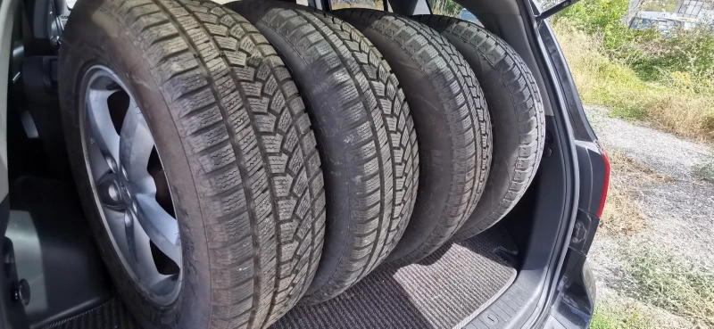 Hyundai Santa fe 2.2- 150 к.с.4х4, снимка 14 - Автомобили и джипове - 52544642