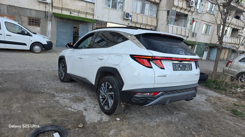 Hyundai Tucson 1.6d, снимка 13 - Автомобили и джипове - 53049158