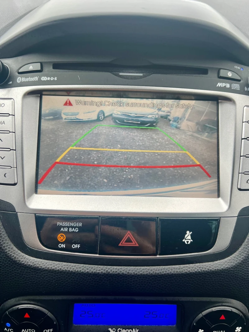Hyundai IX35 2.0 ГАЗ АВТОМАТИК, снимка 13 - Автомобили и джипове - 53209920