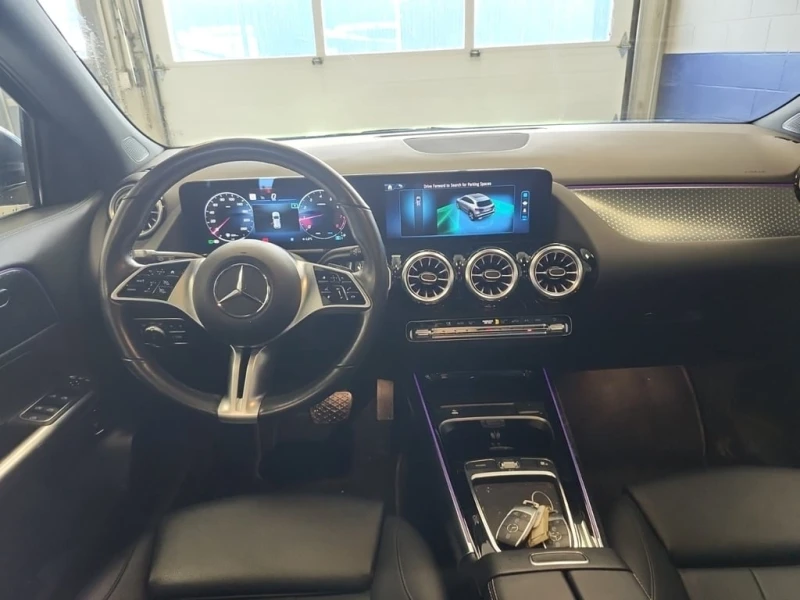 Mercedes-Benz GLA 250 PANO| HEATED SEATS| MEMORY, снимка 11 - Автомобили и джипове - 53371522