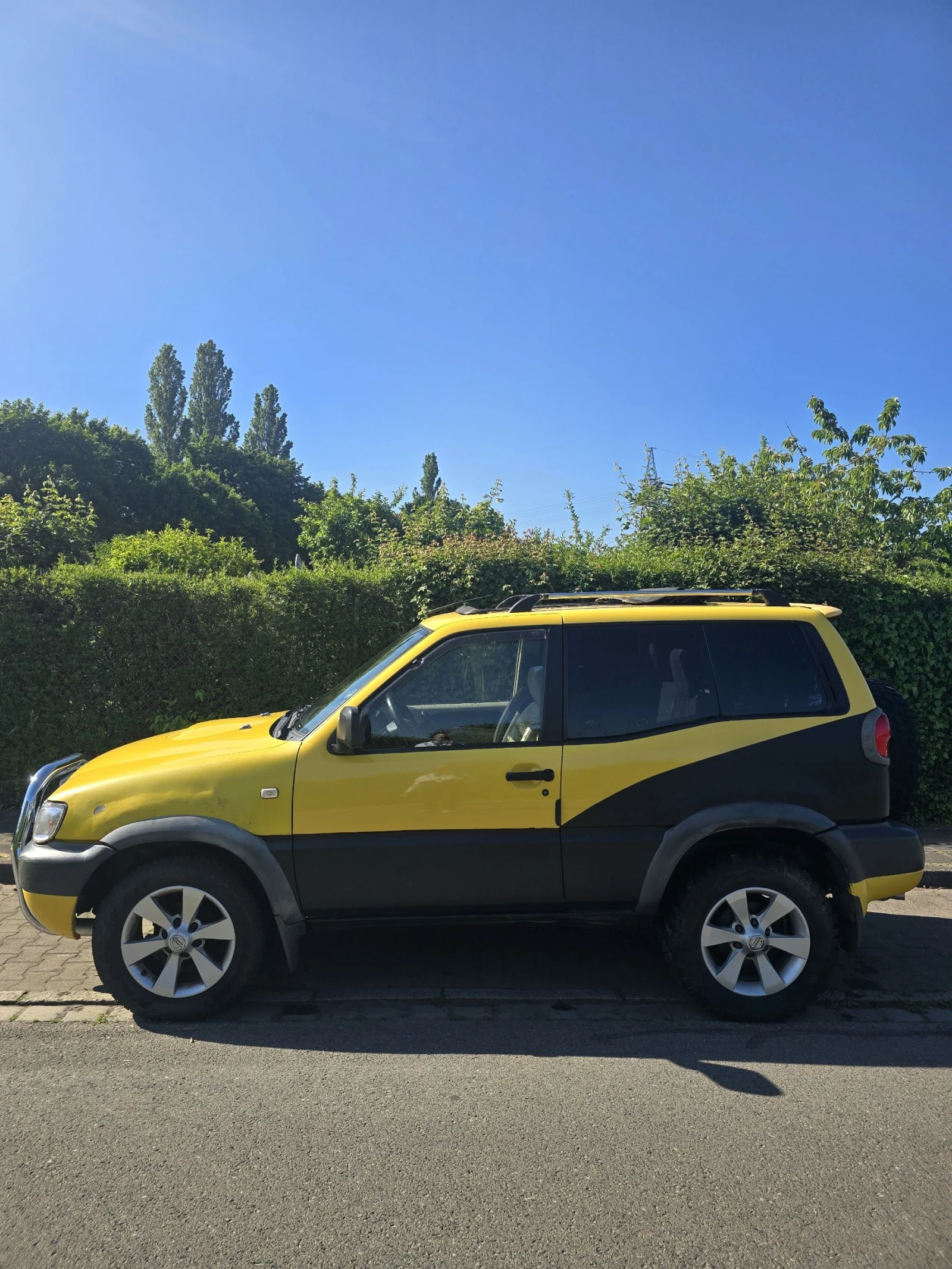 Nissan Terrano  2.4i 4x4 - изображение 3