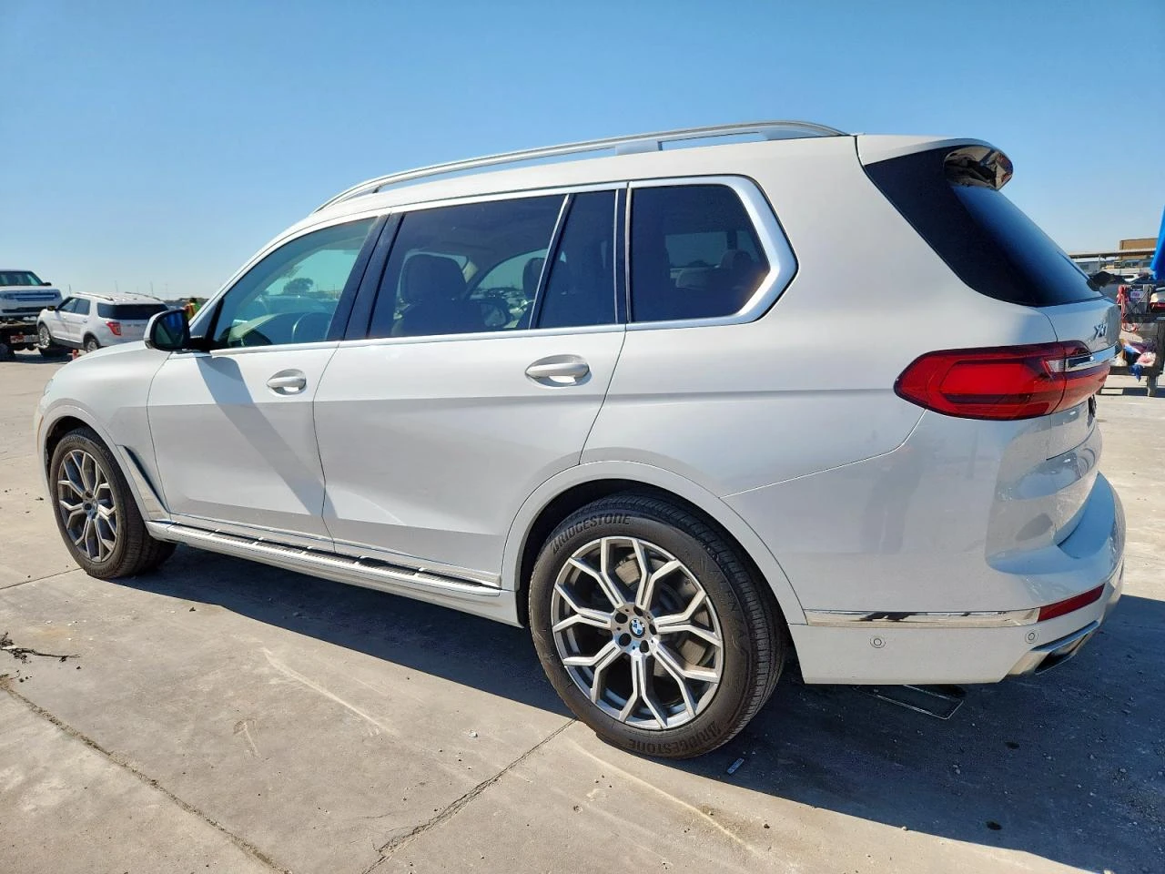 BMW X7 40i/PANO/CARPLAY/ | Mobile.bg   5