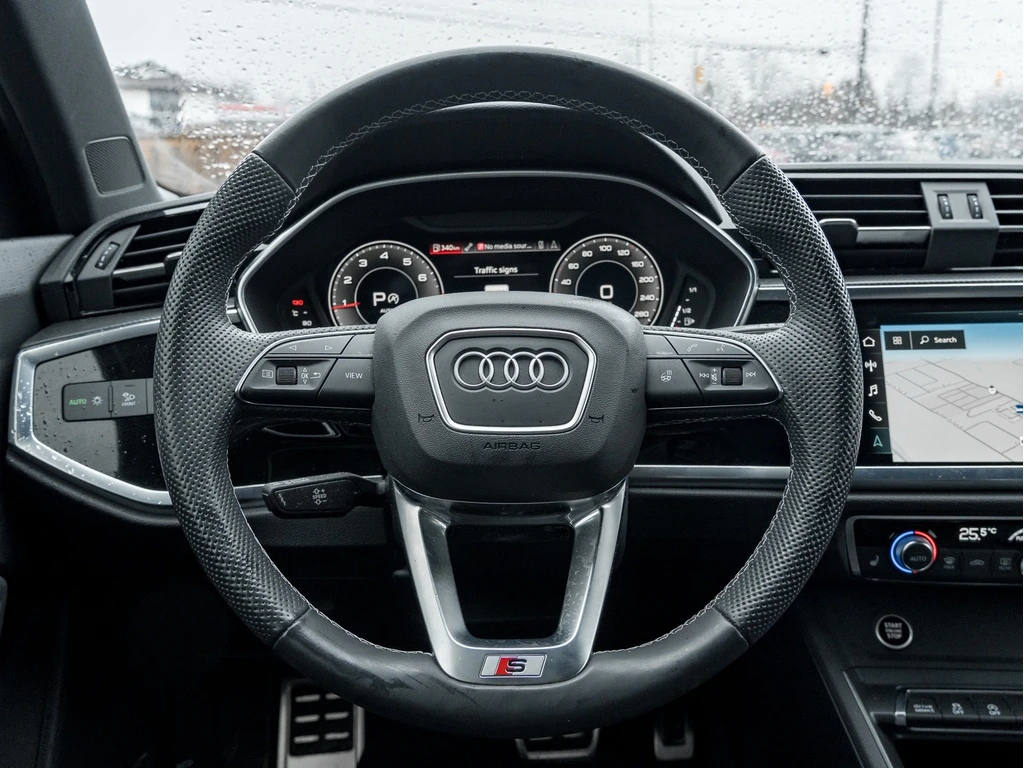 Audi Q3 * * CARFAX * * ���� ������ * *  | Mobile.bg � ����������� 7