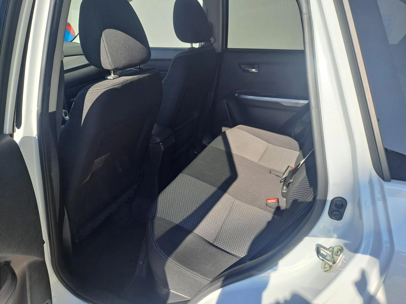 Suzuki Vitara 1.5 GL+ FULL HYBRID 4X4 AUTOMATIC AGS | Mobile.bg � ����������� 8