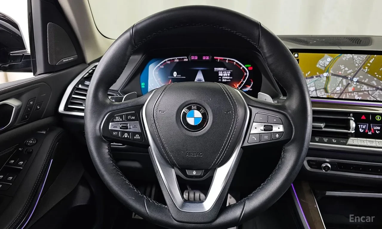 BMW X5 3.0i | 4x4 | ПАНОРАМА | HUD | 360 КАМЕРА, снимка 11 - Автомобили и джипове - 54971178