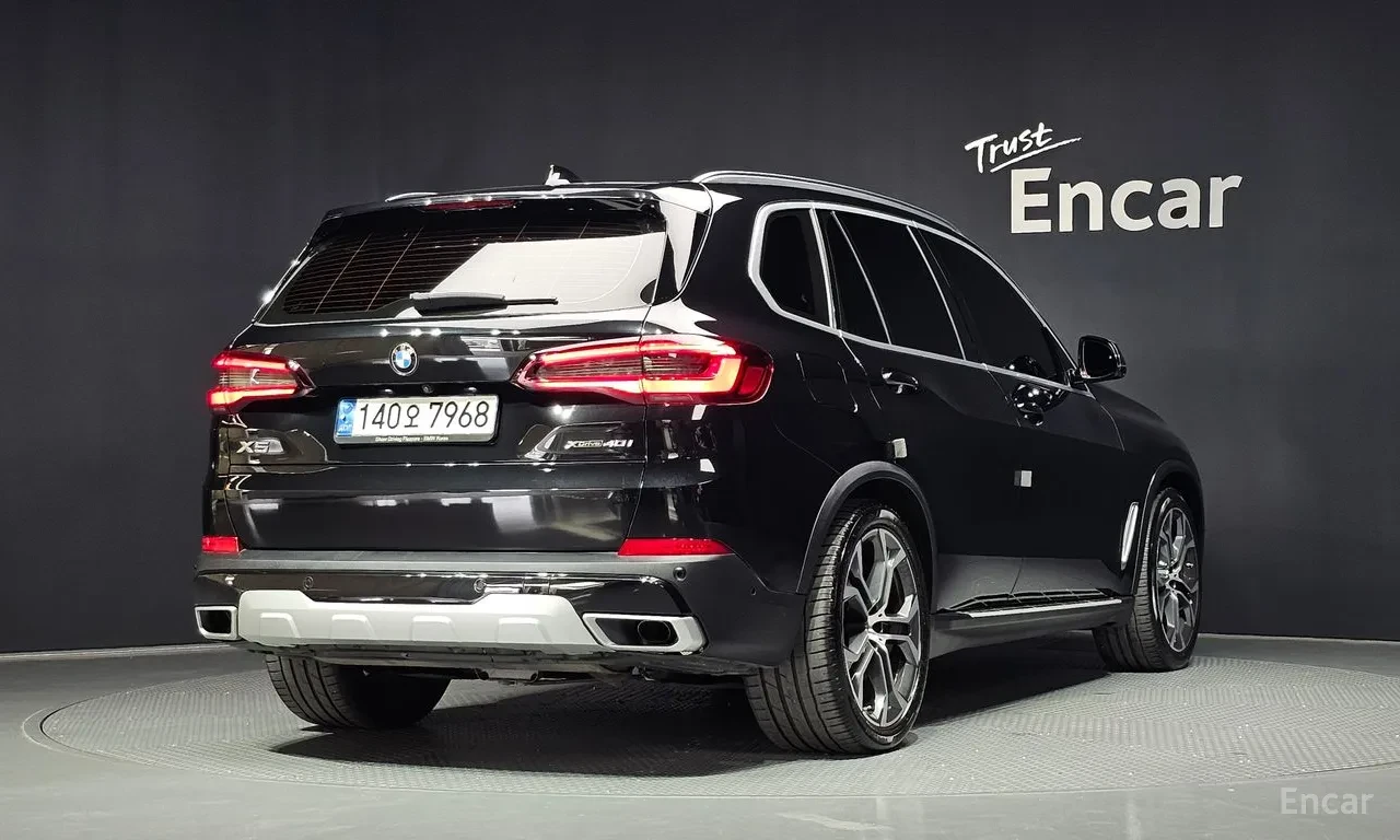 BMW X5 3.0i | 4x4 | ПАНОРАМА | HUD | 360 КАМЕРА, снимка 2 - Автомобили и джипове - 54971178
