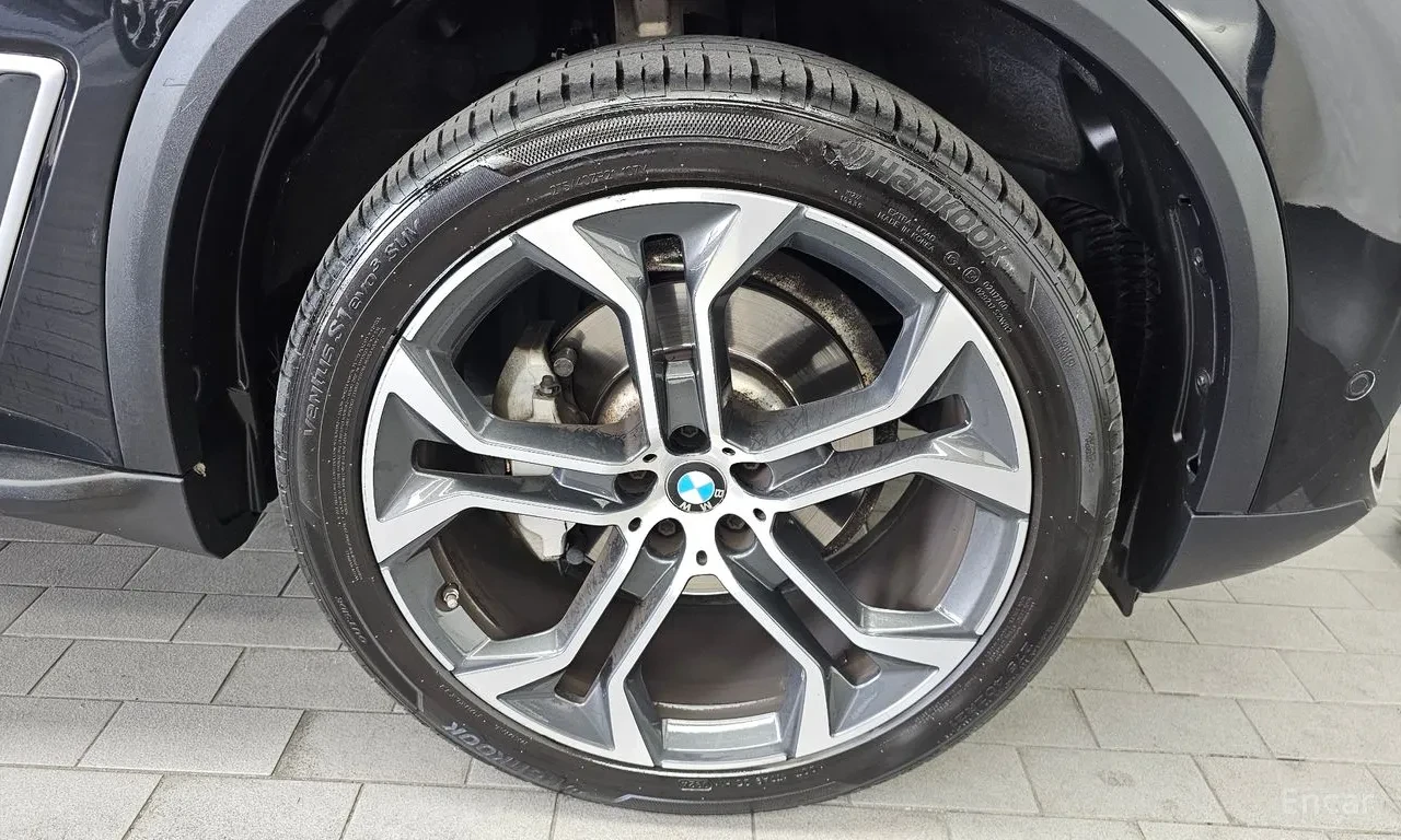 BMW X5 3.0i | 4x4 | ПАНОРАМА | HUD | 360 КАМЕРА, снимка 12 - Автомобили и джипове - 54971178