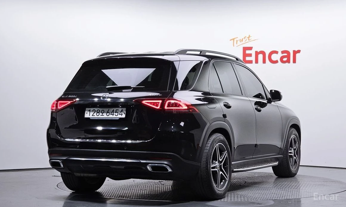 Mercedes-Benz GLE 300, снимка 2 - Автомобили и джипове - 55161546