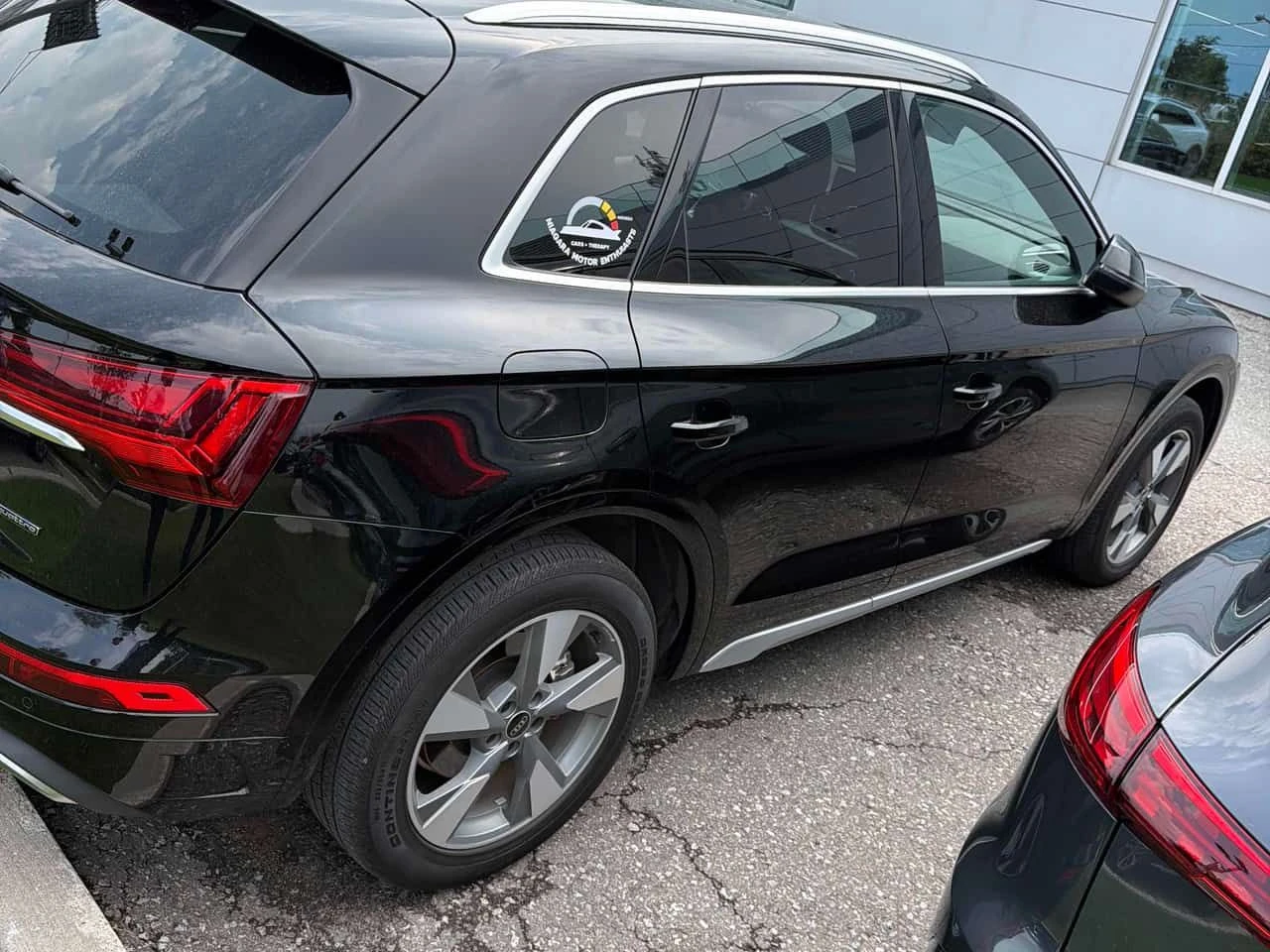 Audi Q5 * Komfort * CARFAX * ОПЦИЯ ЗА ФИНАНСИРАНЕ, снимка 3 - Автомобили и джипове - 55615674