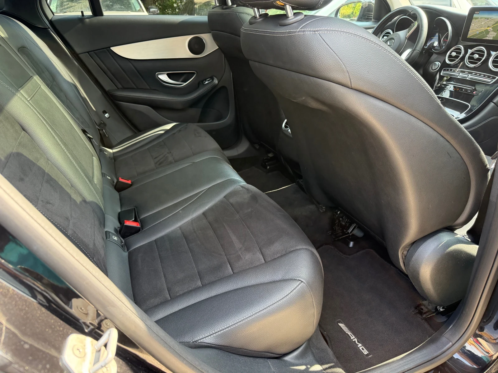 Mercedes-Benz GLC 250 4MATIC - AMG - 204к.с., снимка 14 - Автомобили и джипове - 55789324