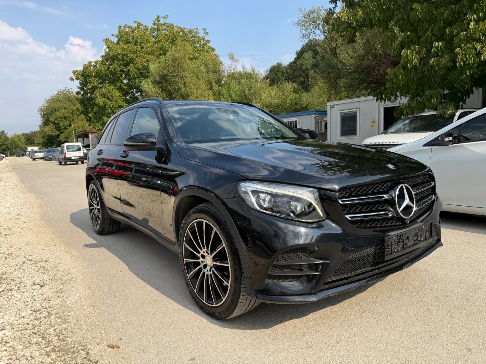 Mercedes-Benz GLC 250 4MATIC - AMG - 204к.с., снимка 2 - Автомобили и джипове - 55789324